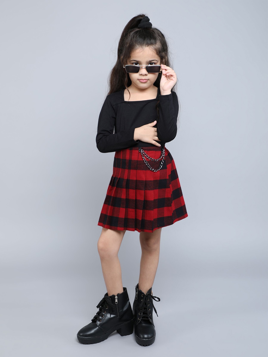 

taffykids Girls Square Neck Top With Skirt, Black