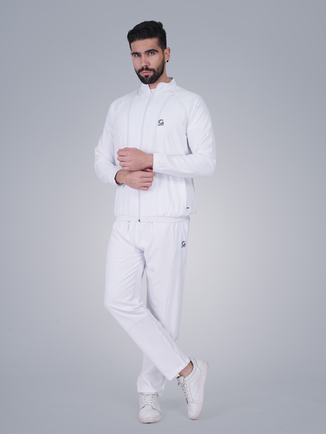 

GOTO Men Mock Collar Tracksuits, White