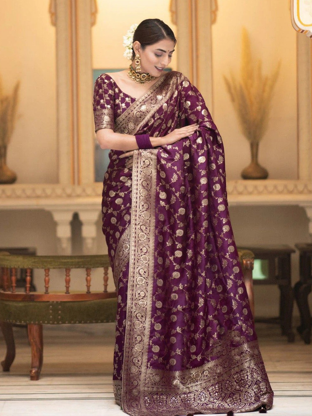 

yourwish Woven Design Zari Pure Silk Banarasi Saree, Magenta