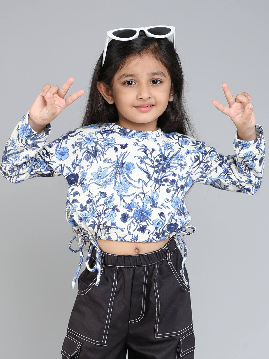 

taffykids Girls Printed Pullover Sweatshirt, White