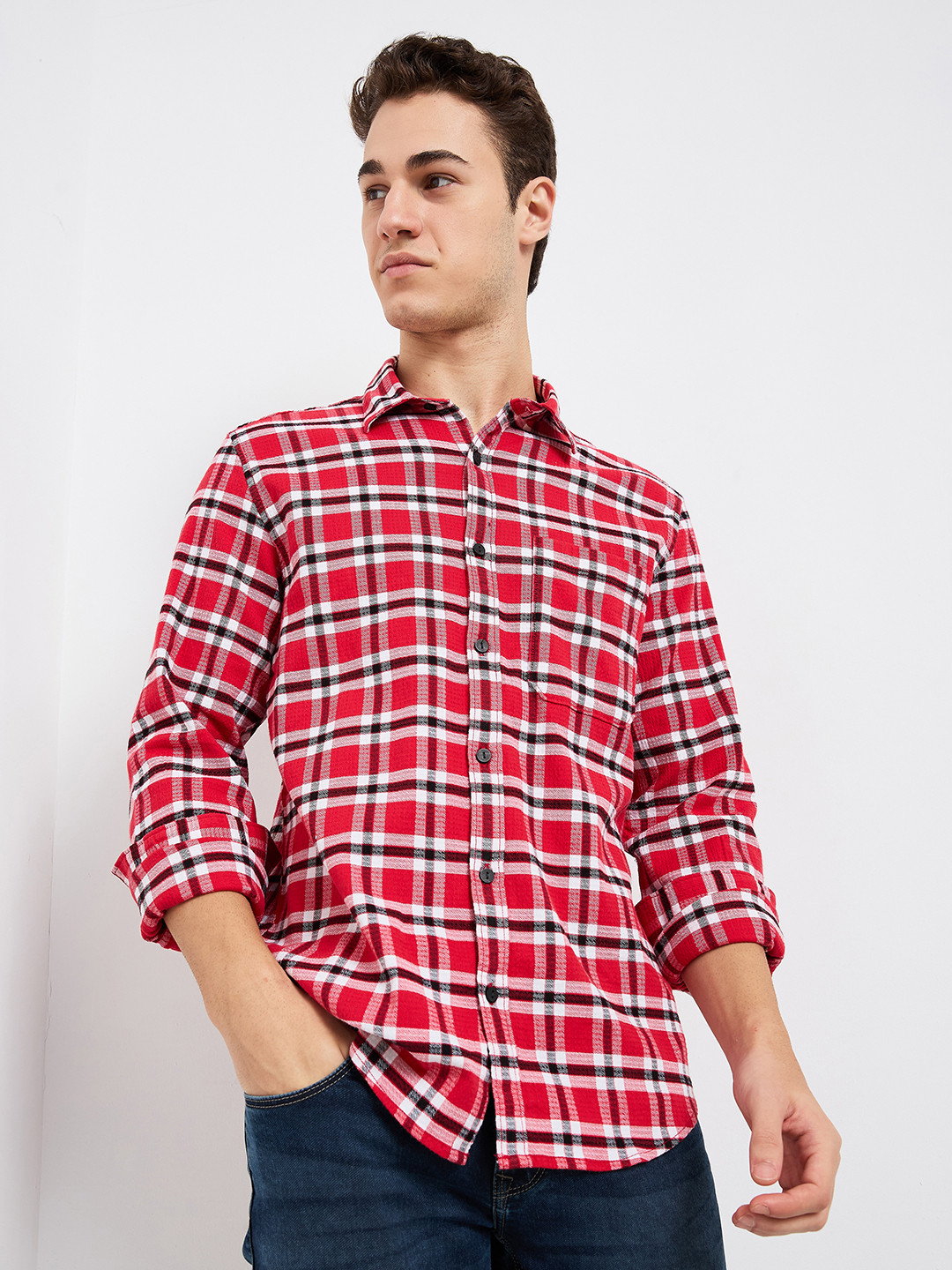 

SPYKAR Men Spread Collar Checked Cotton Casual Shirt, Red