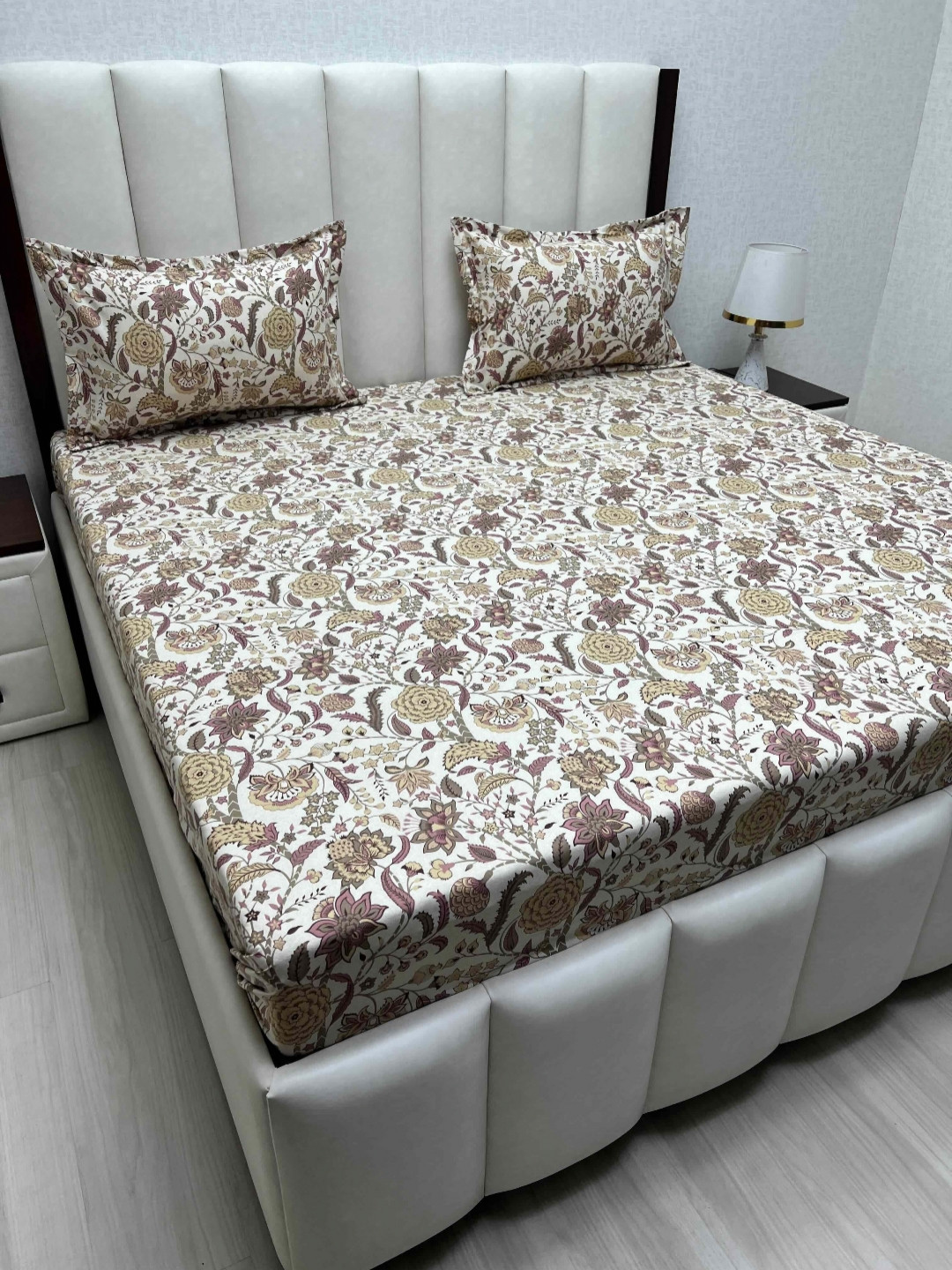 

Pure Decor Royal Passion White Printed Pure Cotton 260 TC Queen Bedsheet Set 2.28 x 2.54 m