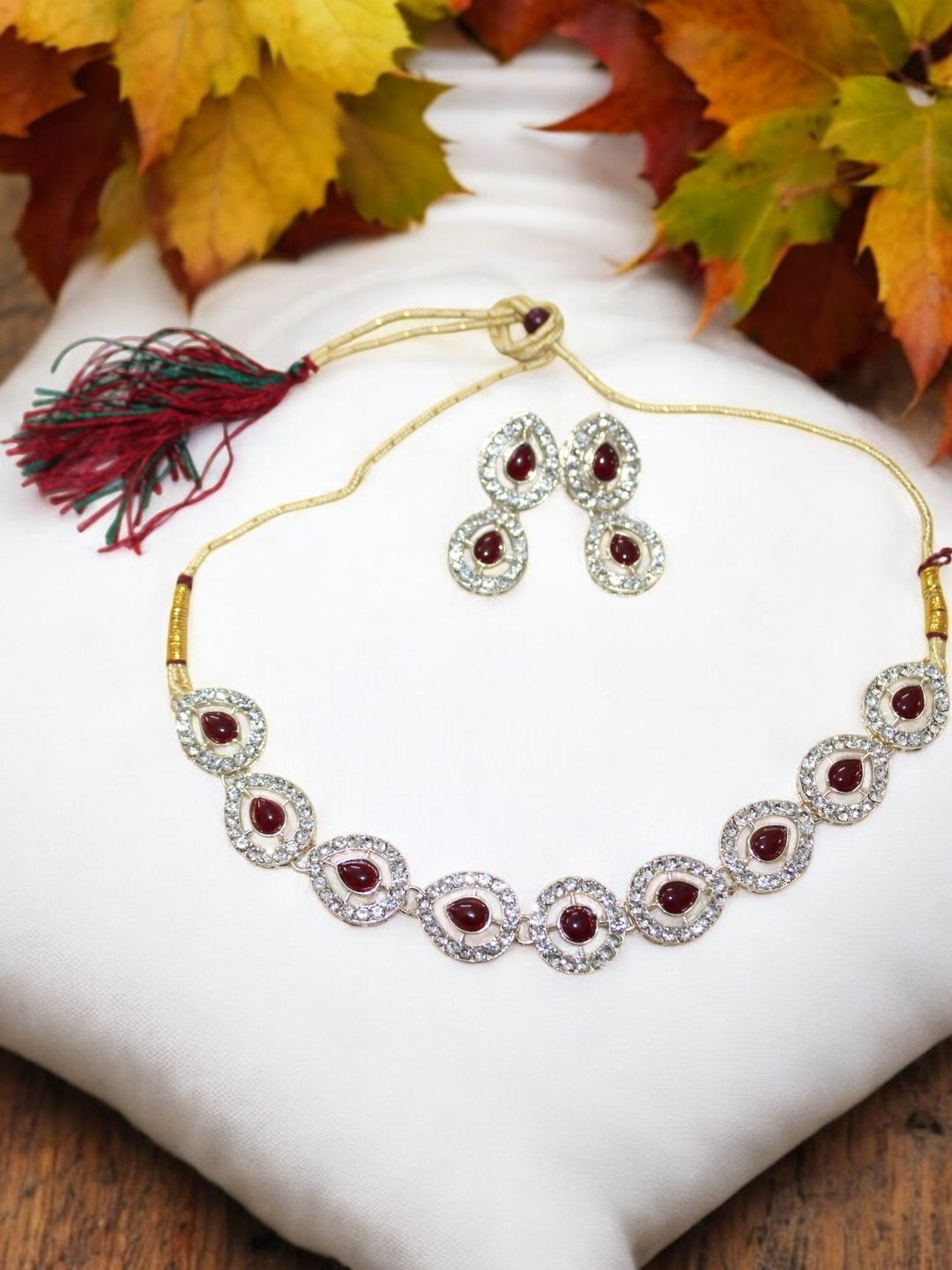 

Jolly Faces Stone Studded Choker Jewellery Set, Gold