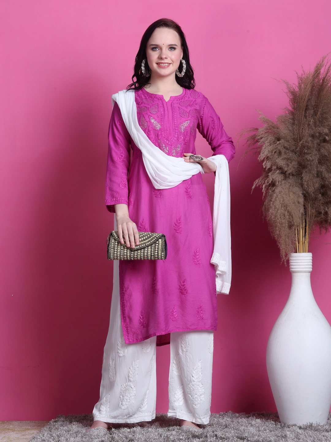 

KHAKA Floral Embroidered Chikankari Chanderi Straight Kurta, Pink