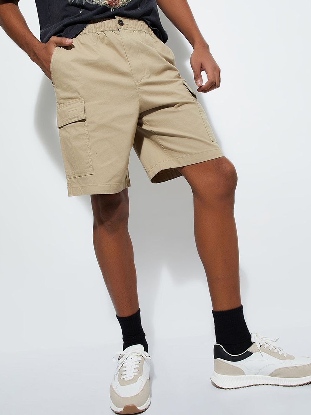 

max Men Regular Fit Mid-Rise Cotton Cargo Shorts, Khaki