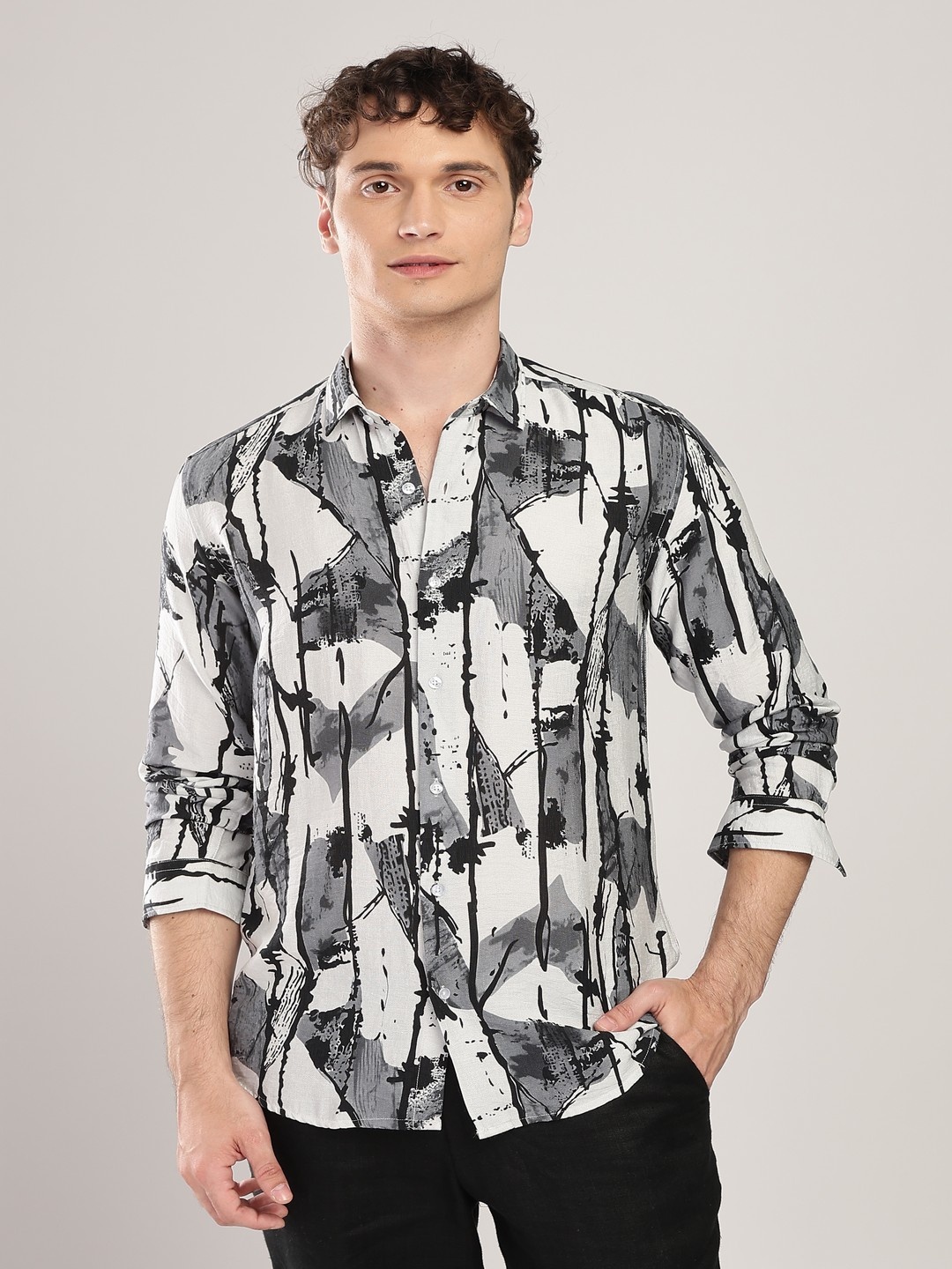 

NEVER NEUD Men Comfort Fit Spread Collar Abstract Printed Casual Shirt, Grey