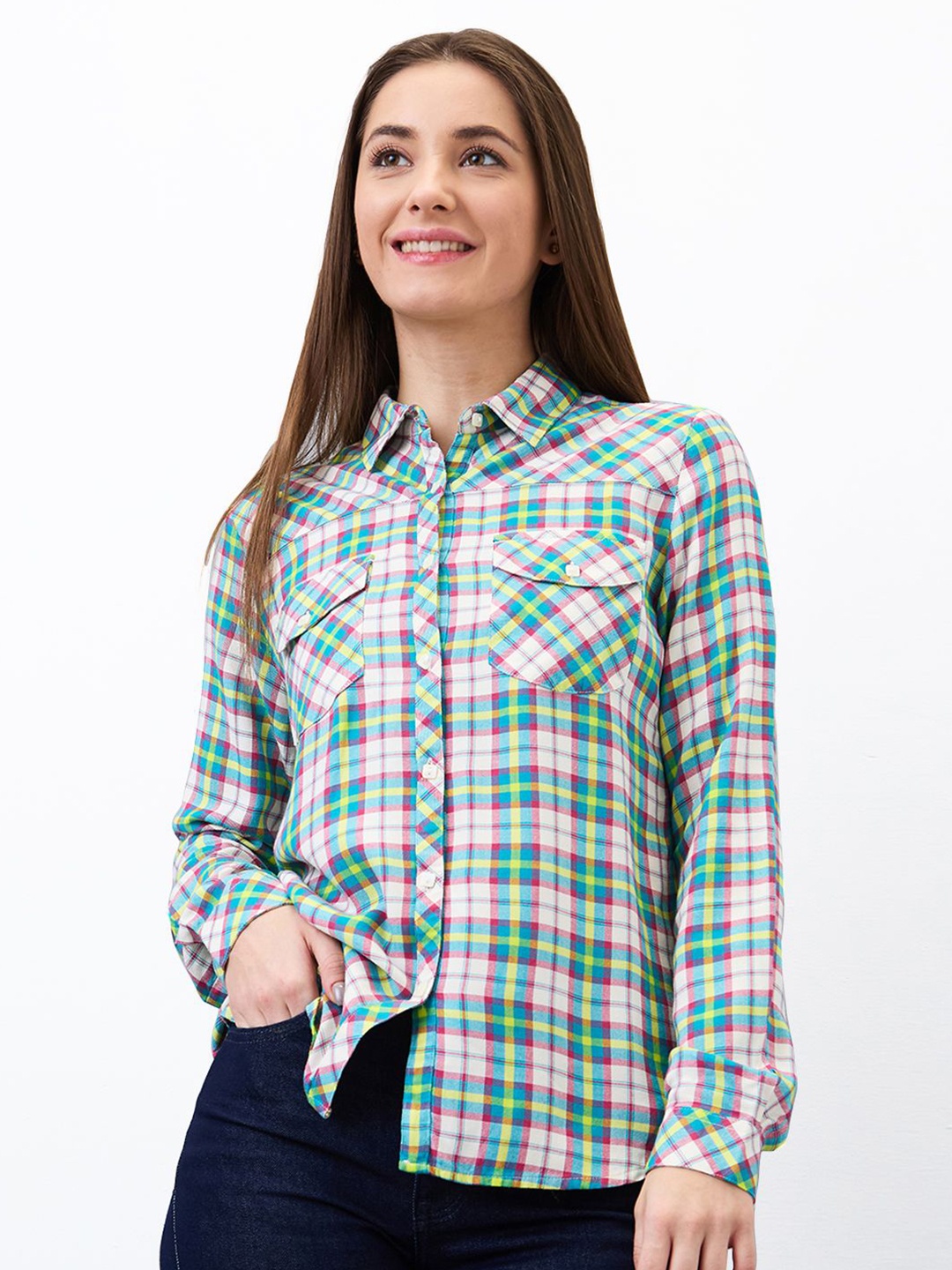 

SPYKAR Women Regular Fit Spread Collar Checked Casual Shirt, White