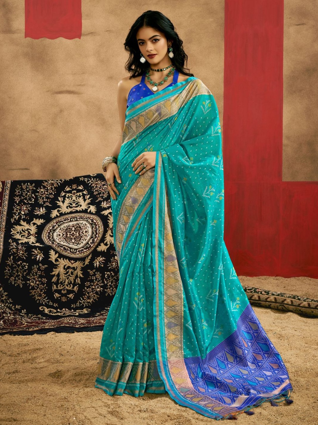 

BLENDIFY Ethnic Motifs Zari Silk Blend Saree, Teal