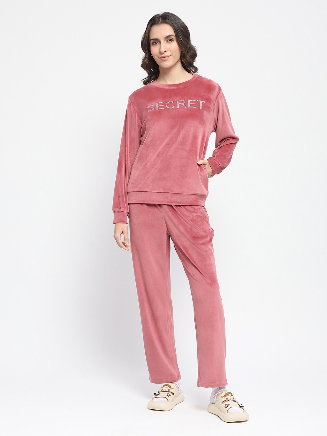 

MADAME M SECRET Women Printed Night suit, Coral