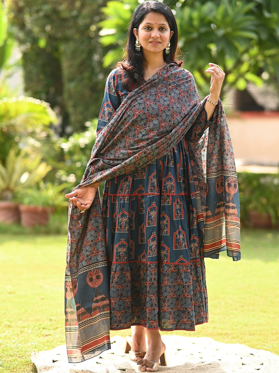 

Dholkee Women Ethnic Motifs Printed Tiered Sequinned Pure Cotton Kurta with Salwar & With Dupatta, Blue