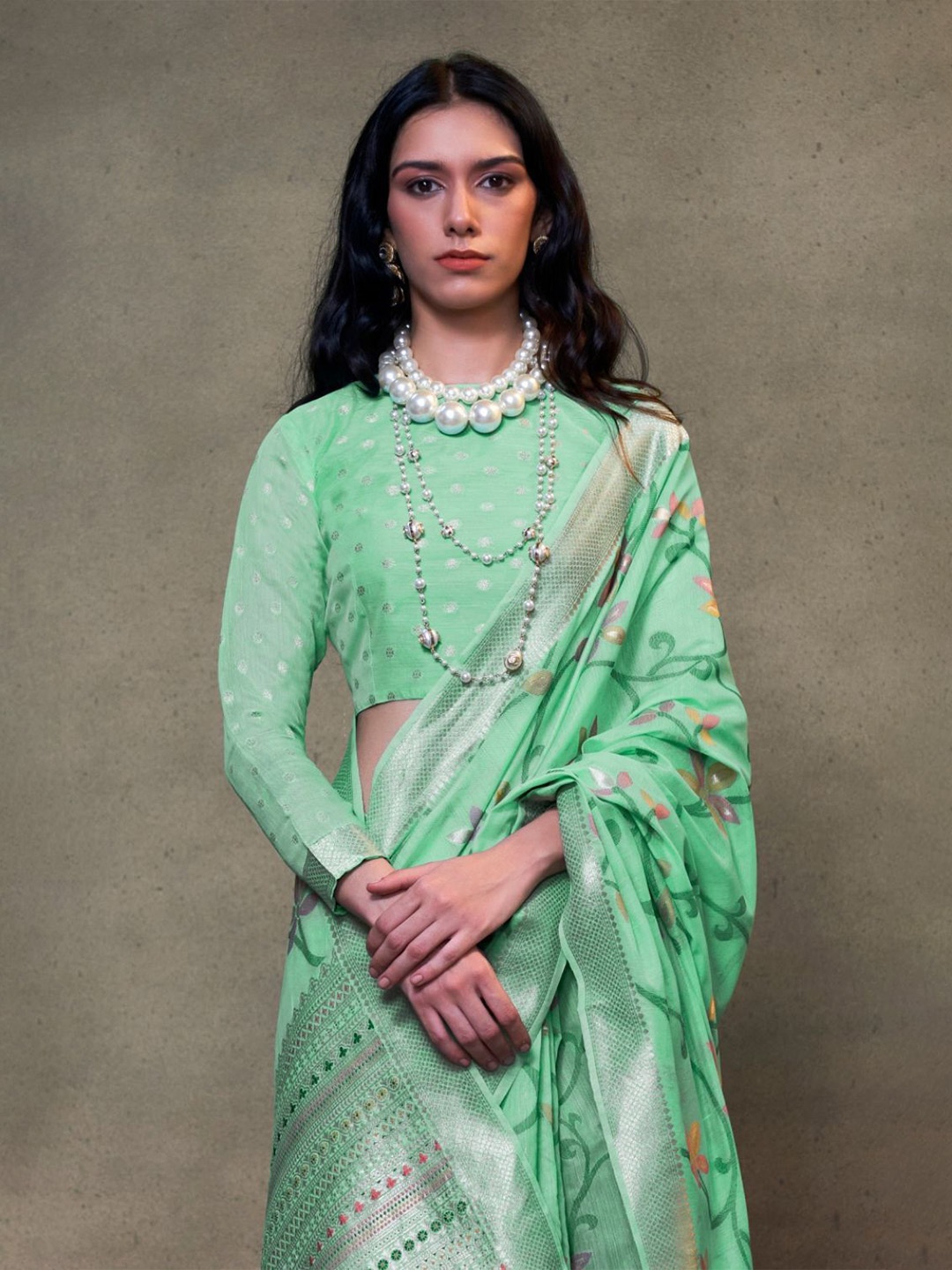 

BLENDIFY Woven Design Zari Silk Cotton Jamdani Saree, Green