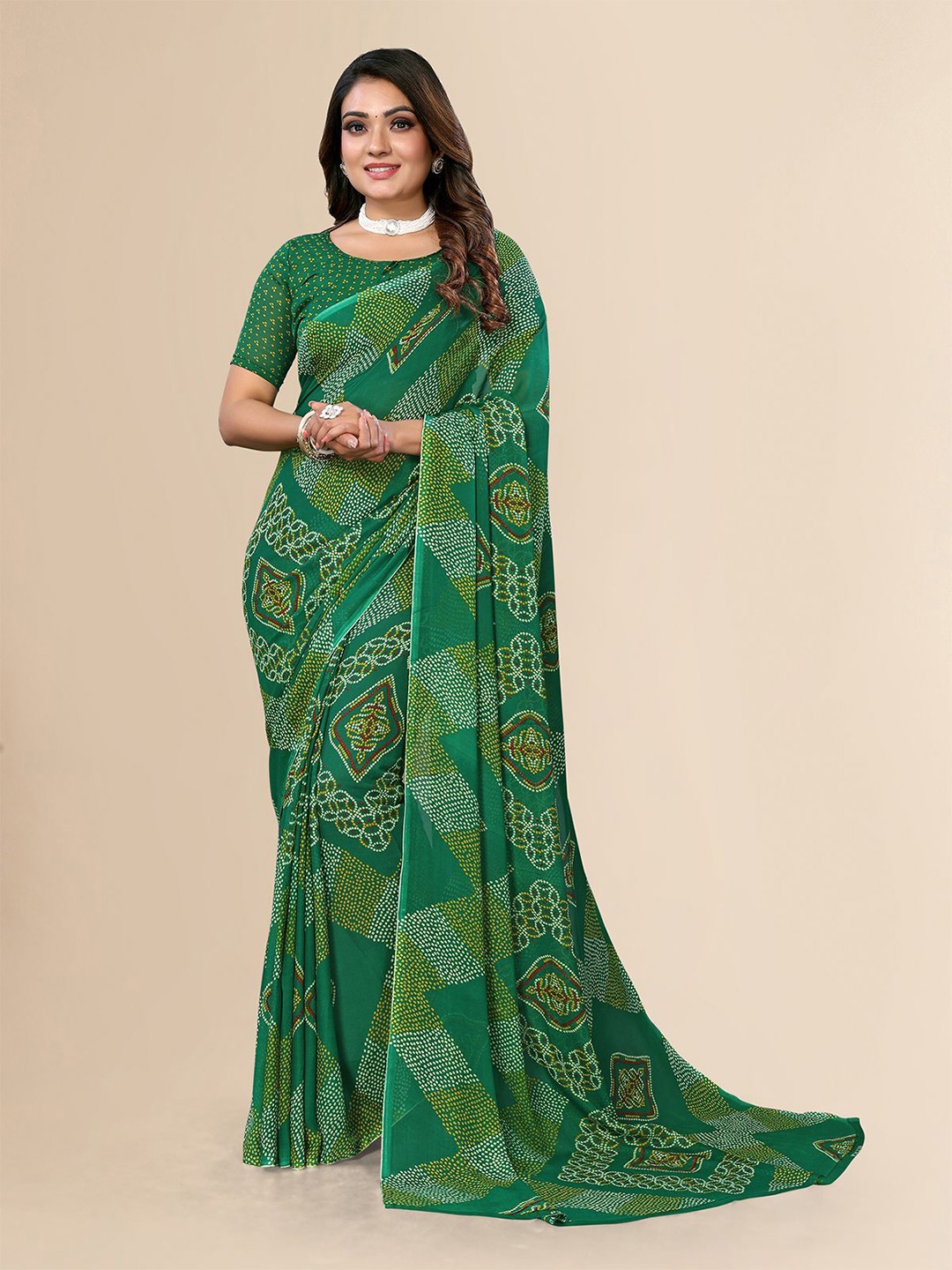 

Moda Rapido Ethnic Motifs Printed Saree, Green