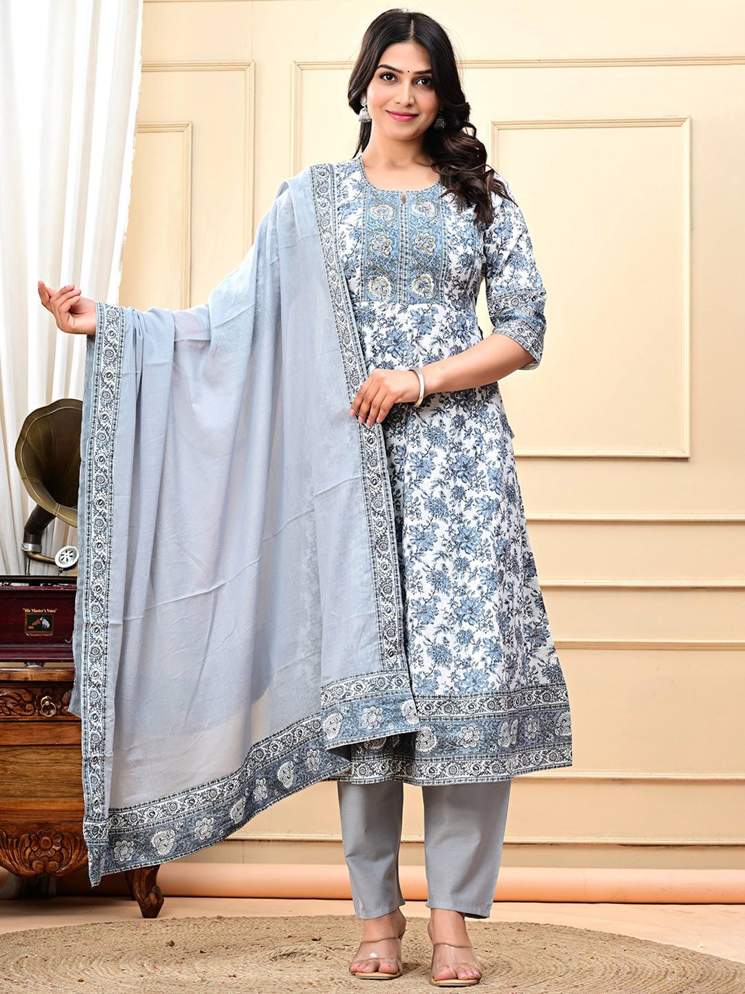 

RETCAP Floral Printed Saganeri Printend Pure Cotton Anarkali Kurta with Trousers & Dupatta, Grey