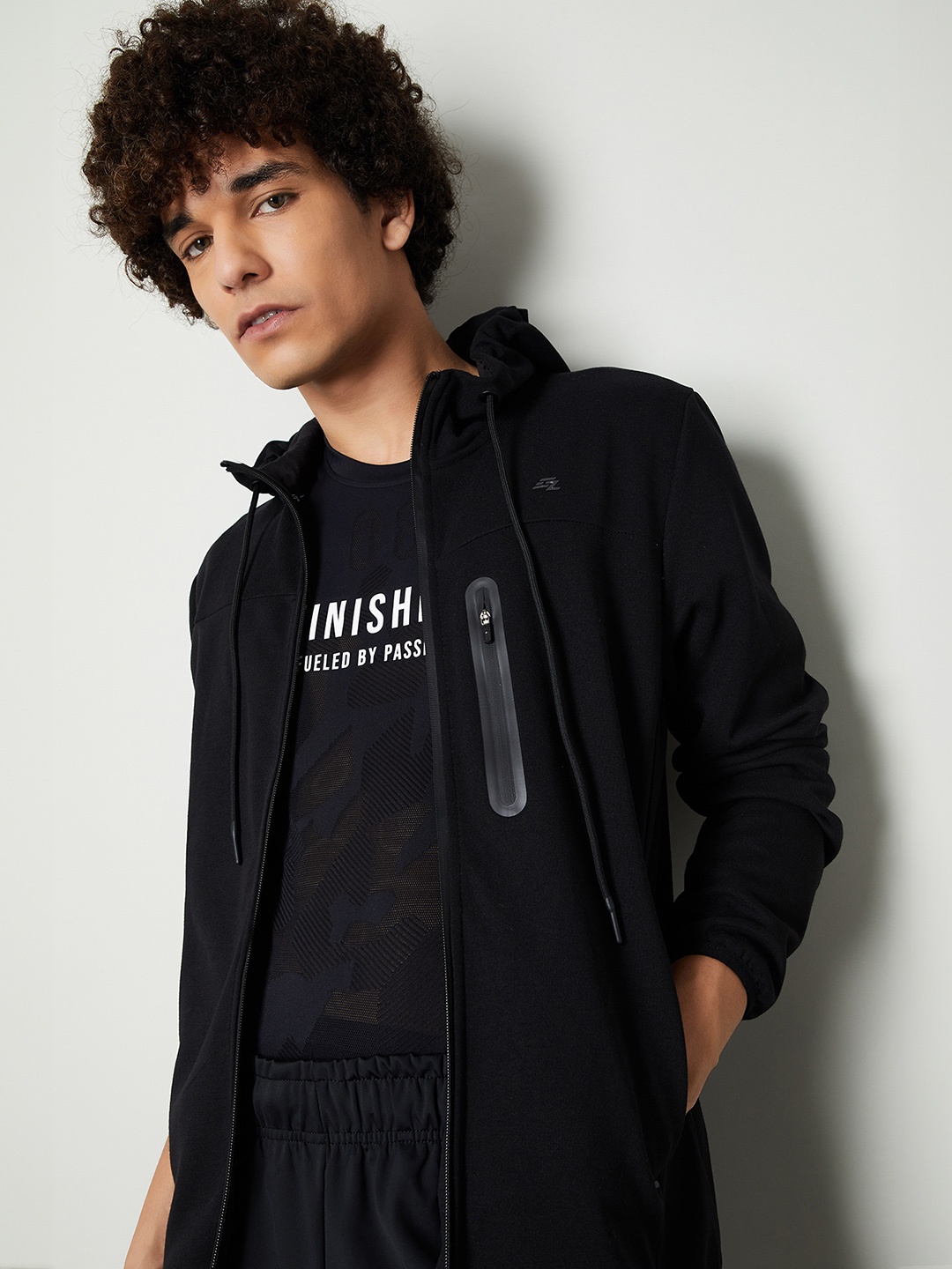 

max Men Hooded Sweatshirt, Black