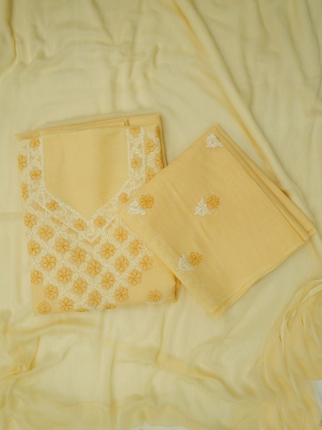 

PARAMOUNT CHIKAN Floral Embroidered Chikankari Cotton Blend Unstitched Dress Material, Yellow