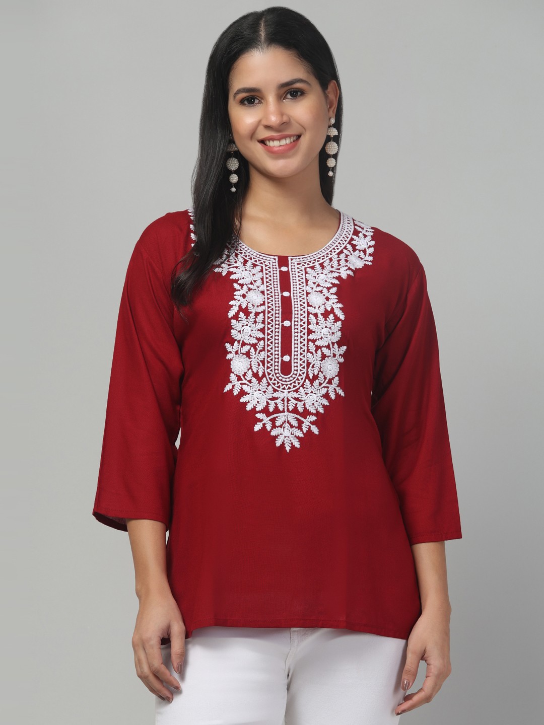 

Trend Level Women Floral Embroidered Kurti, Maroon
