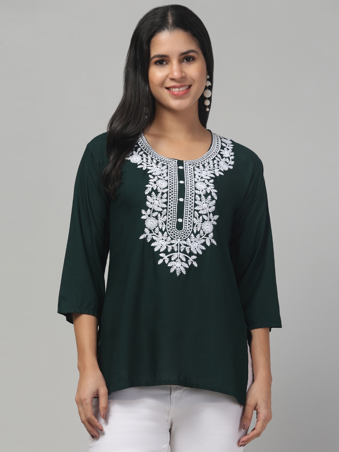 

Trend Level Women Floral Embroidered Kurti, Green