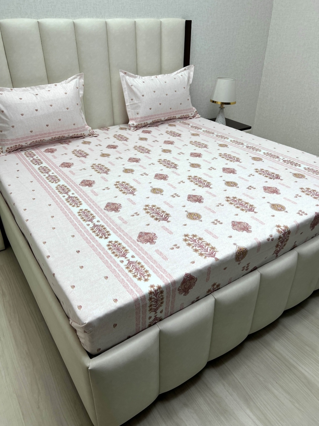 

Pure Decor Royal Passion White Printed Pure Cotton 330 TC Queen Bedsheet Set 2.28 x 2.54 m
