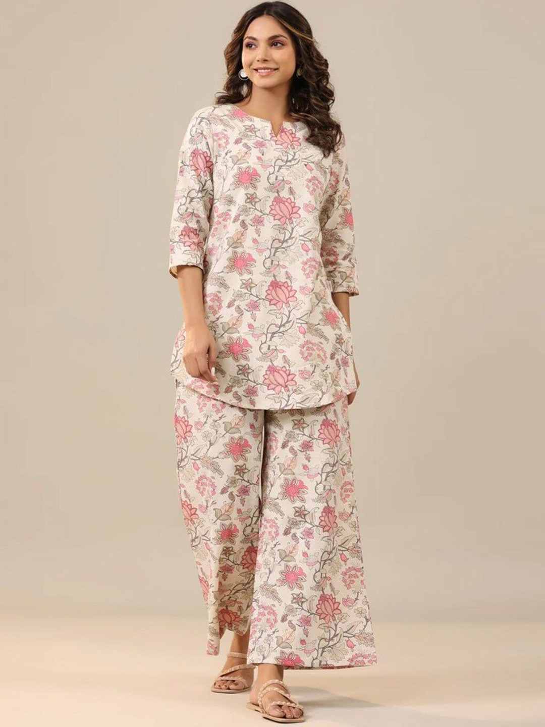 

Moda Rapido Floral Printed Notch-Neck Pure Cotton Straight Kurta With Trousers, Cream