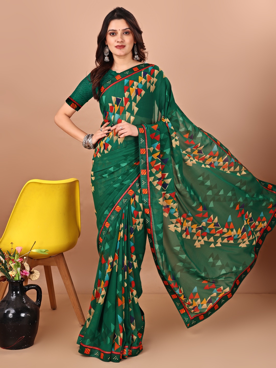 

Mitera Poly Georgette Saree, Green