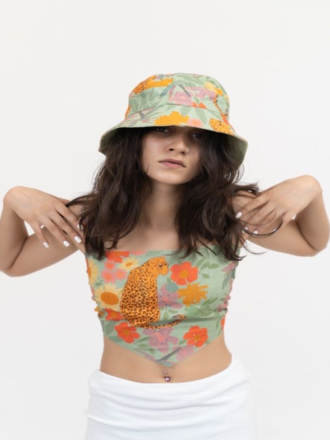 

LABEL SUGAR Printed Organic Cotton Reversible Fitted Crop Top, Green