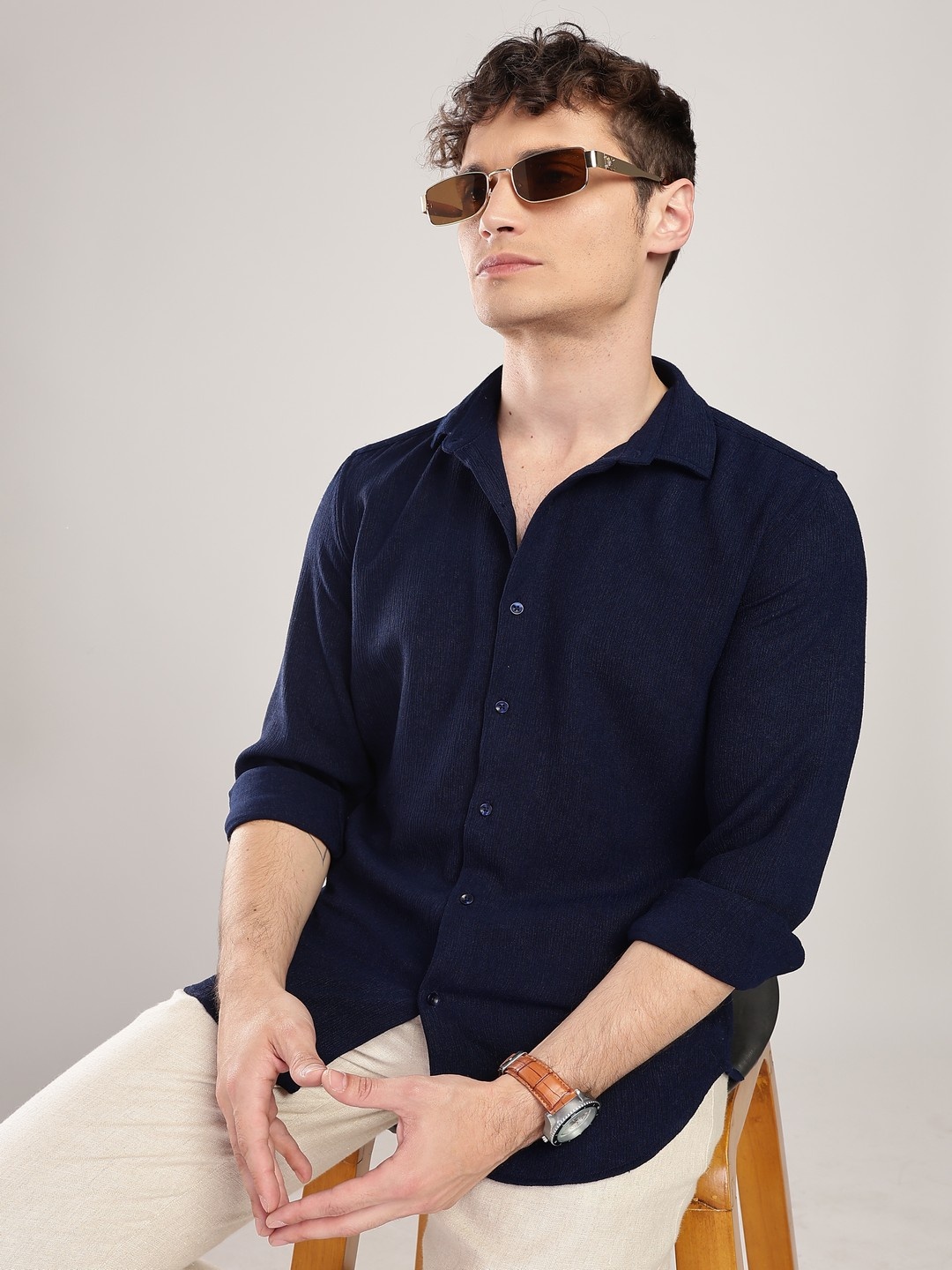 

NEVER NEUD Men Comfort Fit Spread Collar Textured Casual Shirt, Navy blue