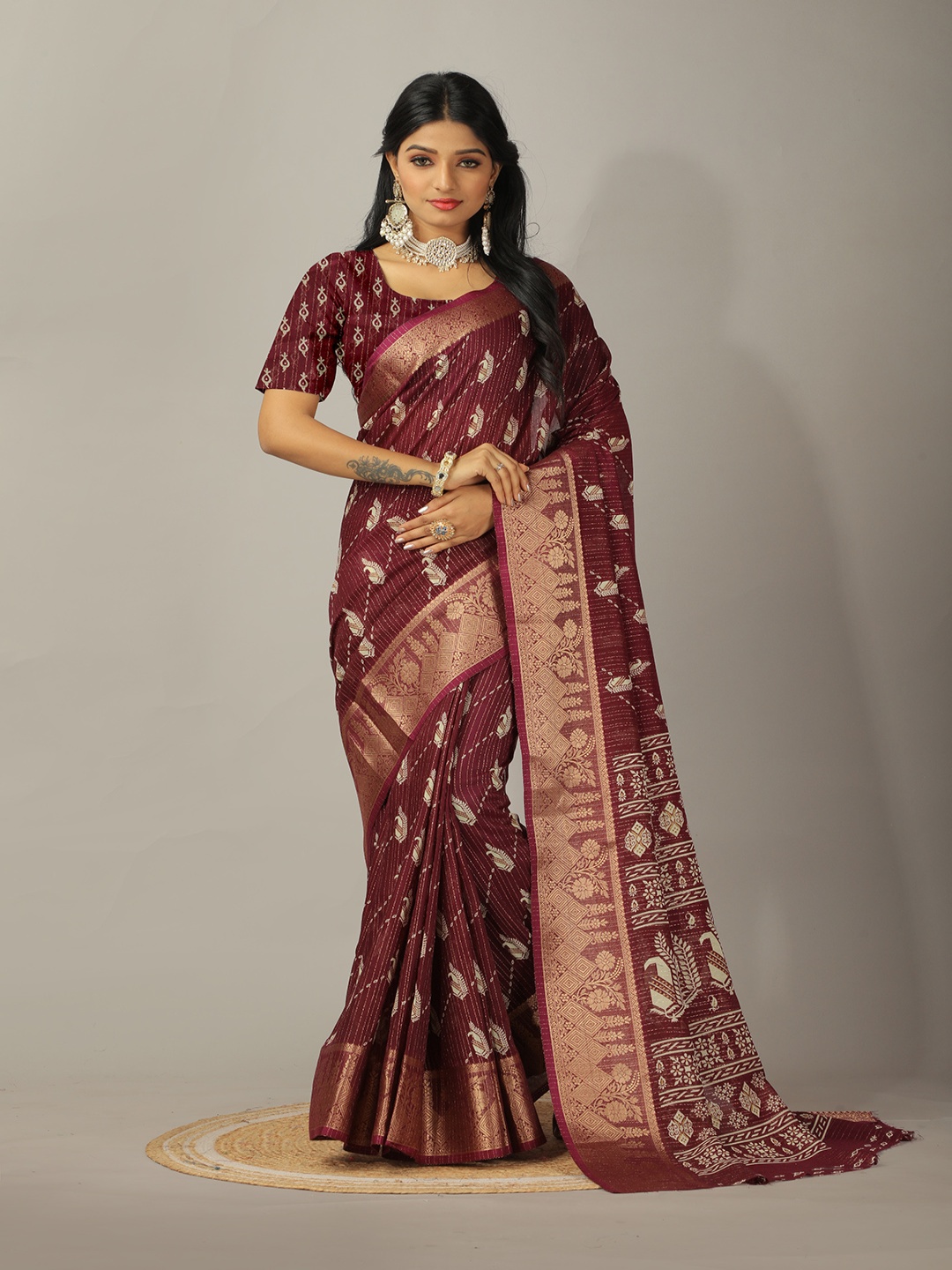 

A.V.M. SILK MILLS Woven Design Paisley Zari Pure Cotton Saree, Magenta