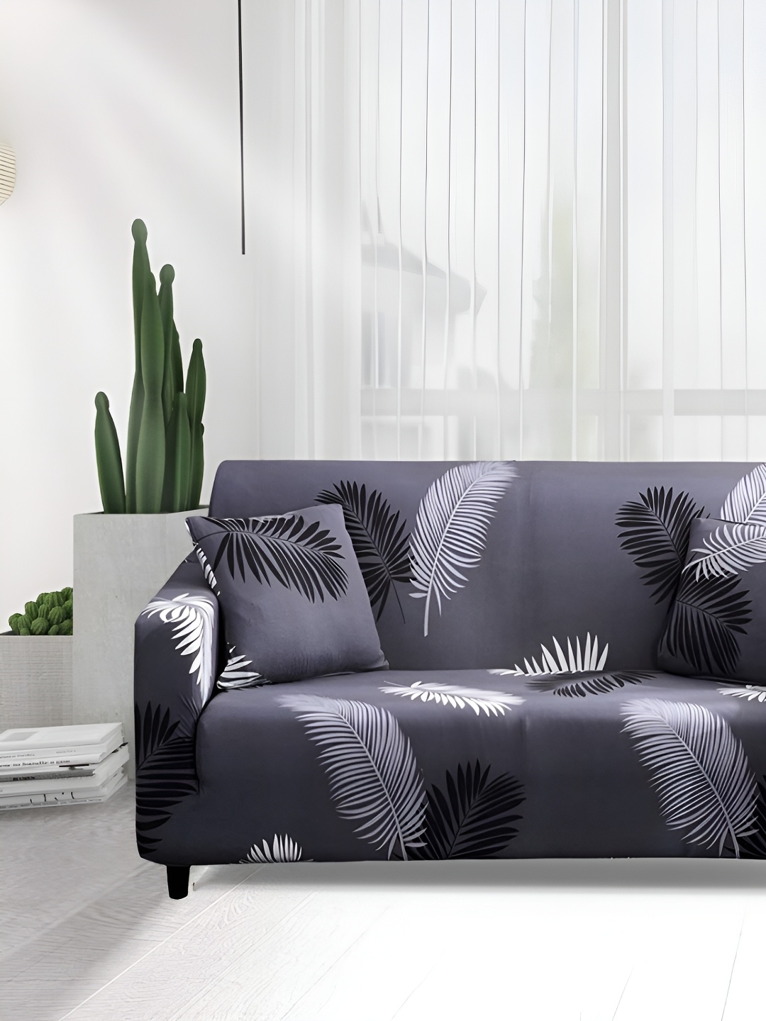 

KriShyam Grey & White Printed 2 Seater Sofa Cover