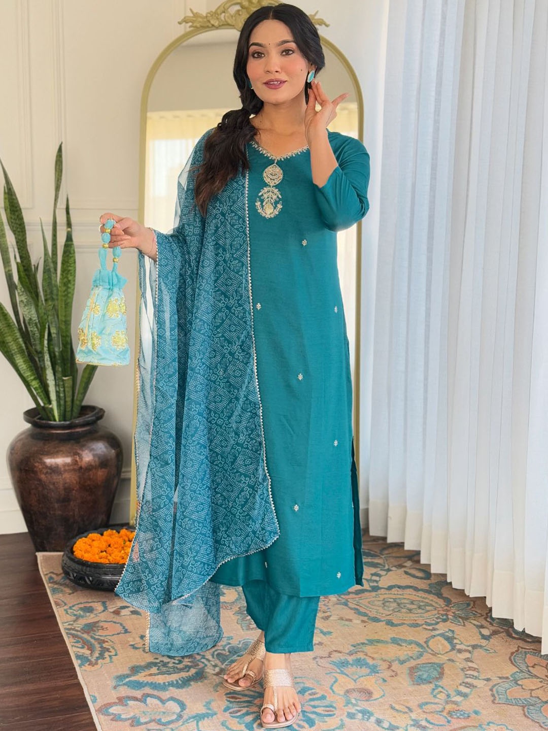 

Navlik Floral Embroidered V-Neck Straight Kurta With Trousers And Dupatta, Sea green