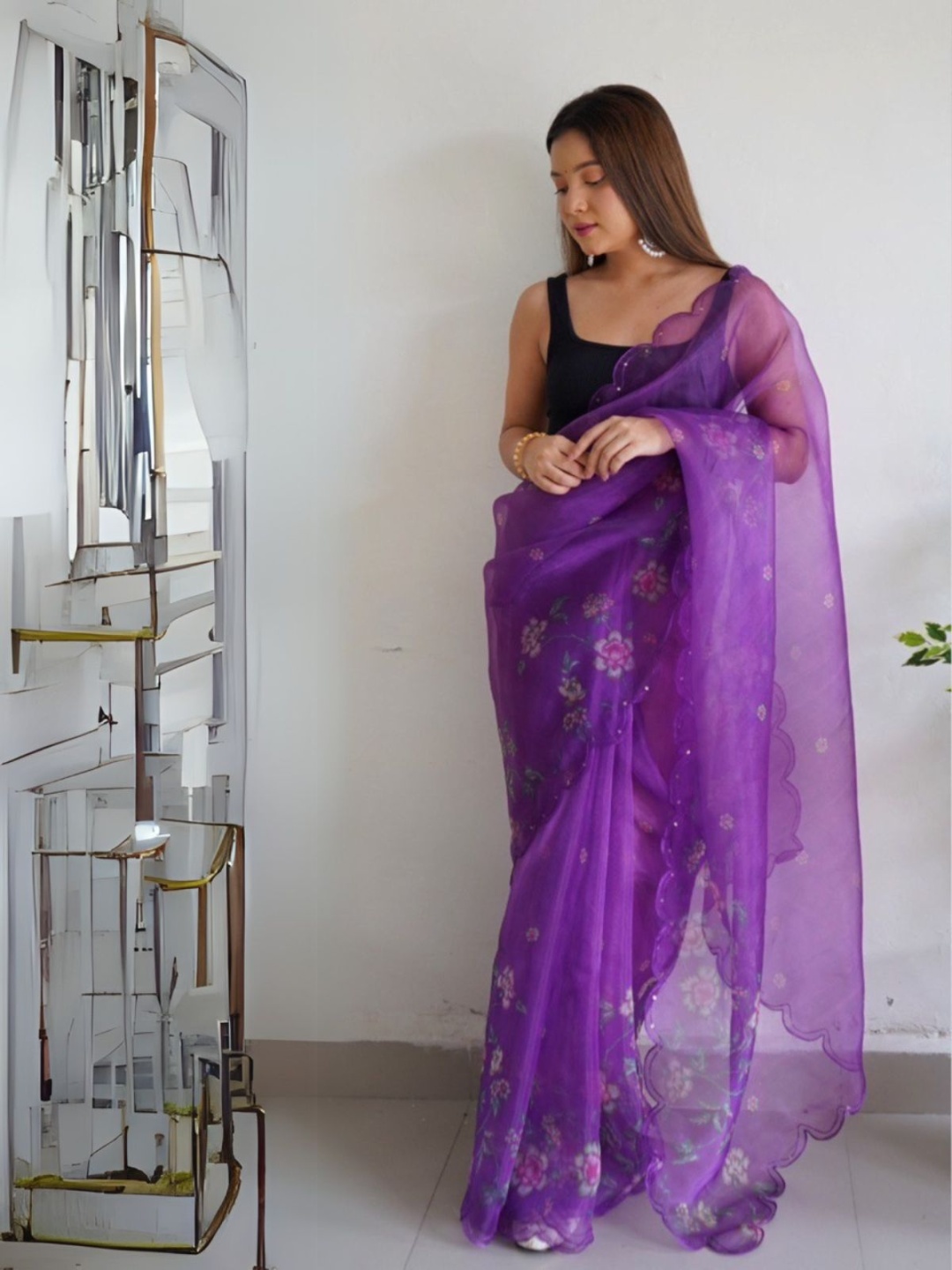 

ODETTE Floral Sequinned Organza Saree, Purple