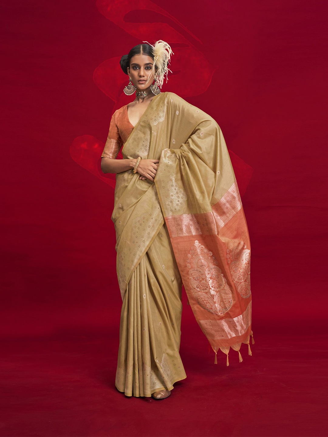 

elora Woven Design Silk Blend Designer Banarasi Saree, Beige