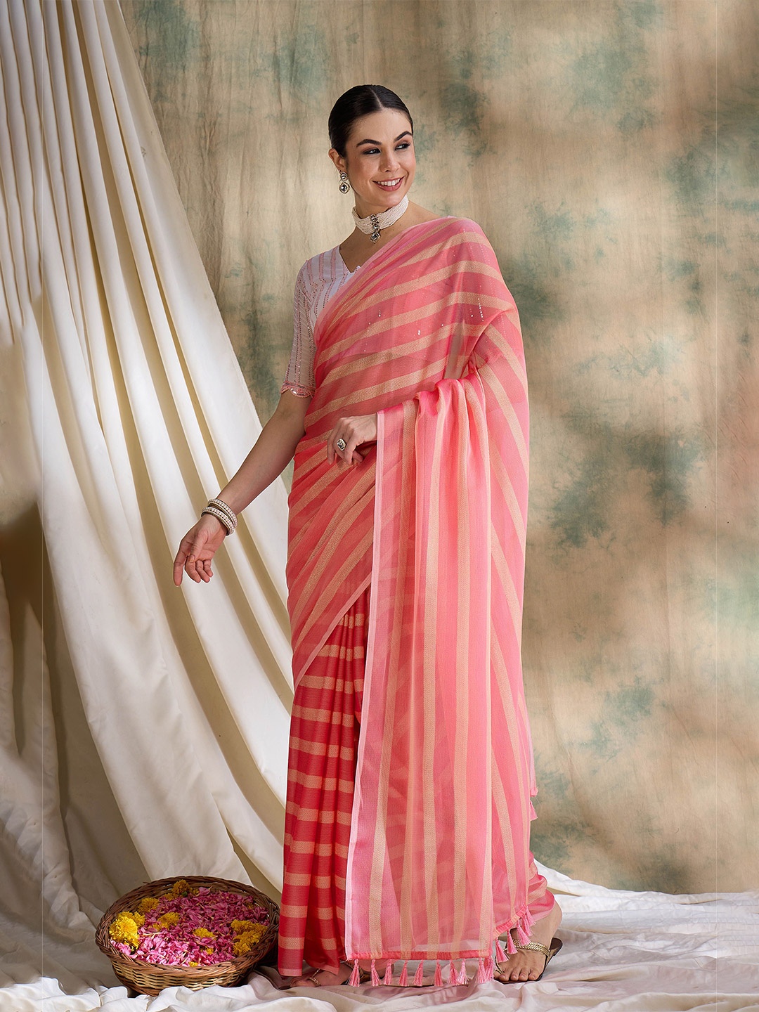 

DEVATITHI Striped Silk Blend Saree, Peach