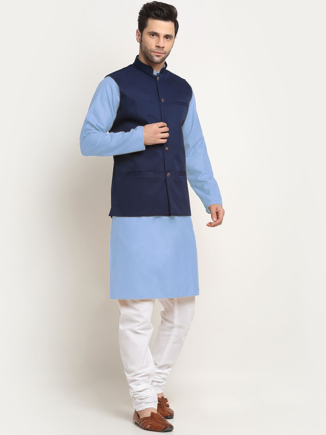 

KRAFT INDIA Mandarin Collar Straight Kurta With Pyjama And Nehru Jacket, Blue