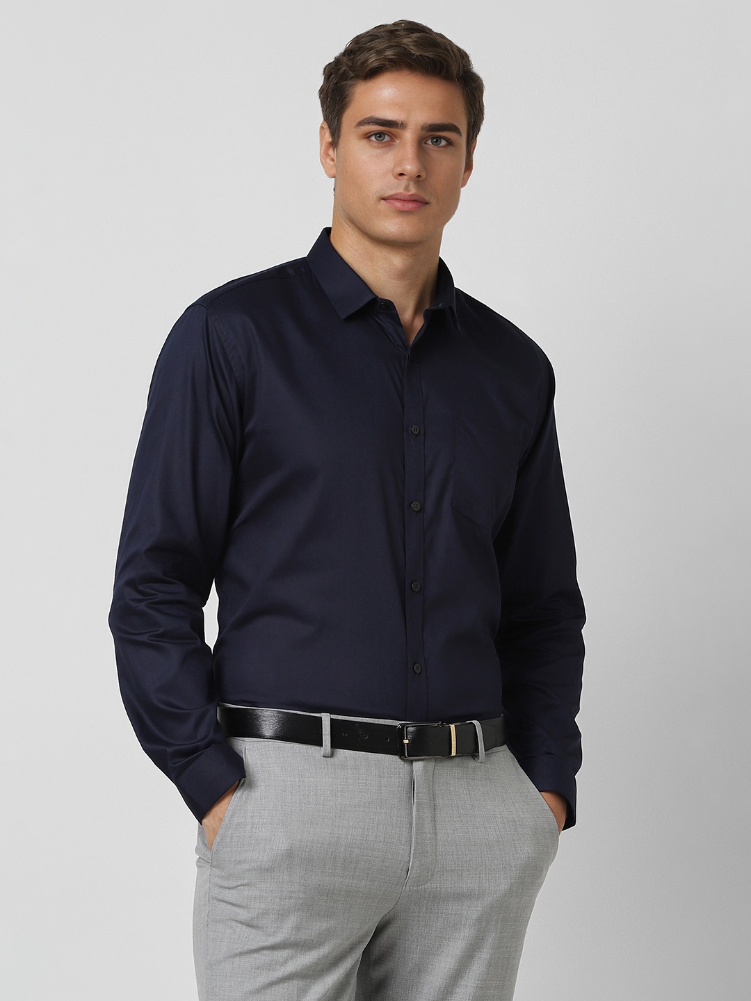 

V Dot Men Spread Collar Solid Cotton Formal Shirt, Navy blue