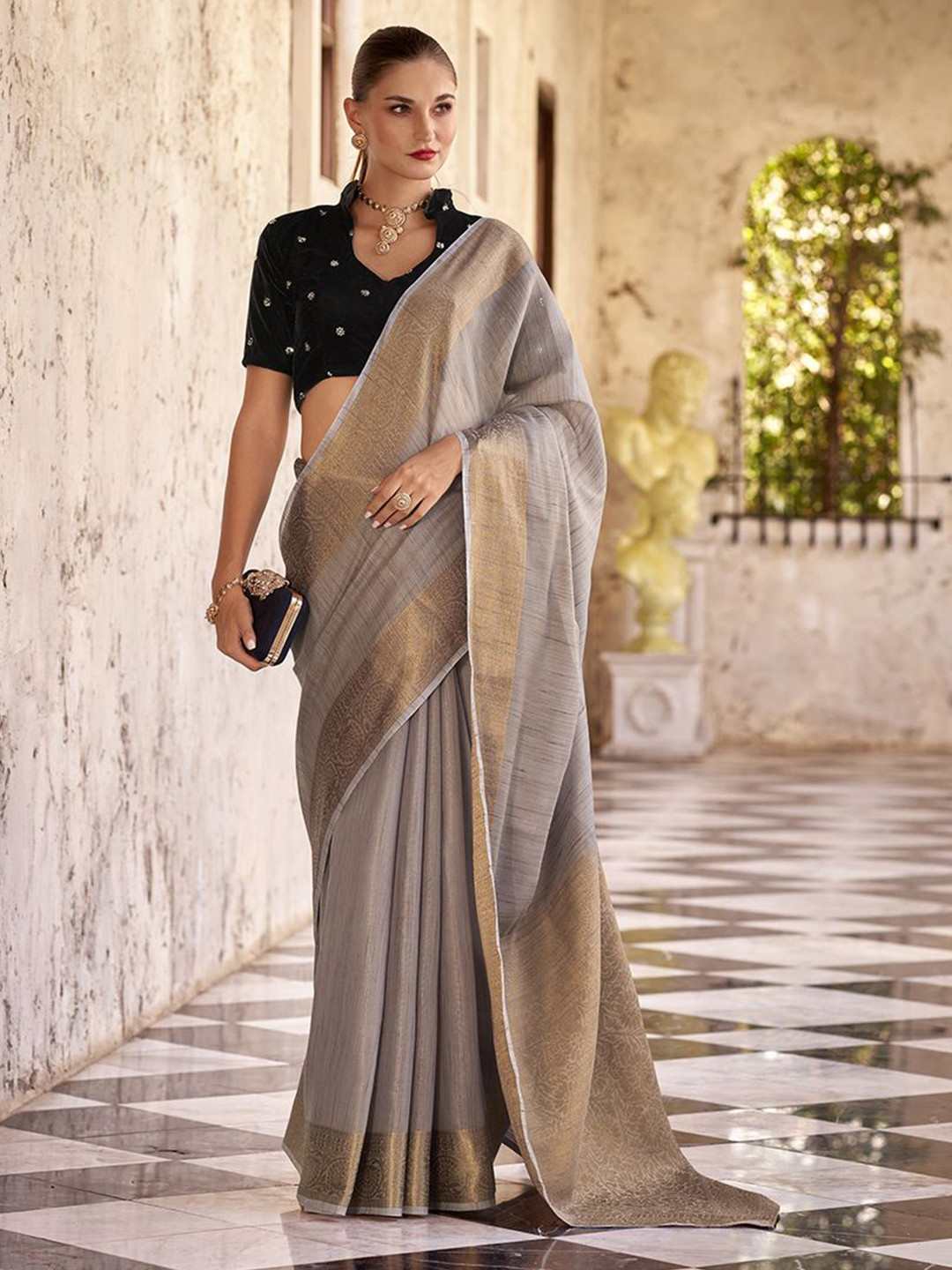 

AVANSHEE Woven Design Zari Saree, Grey