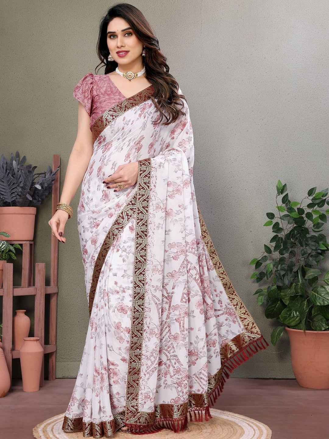 

KALINI Floral Printed With Lace Border Saree, White