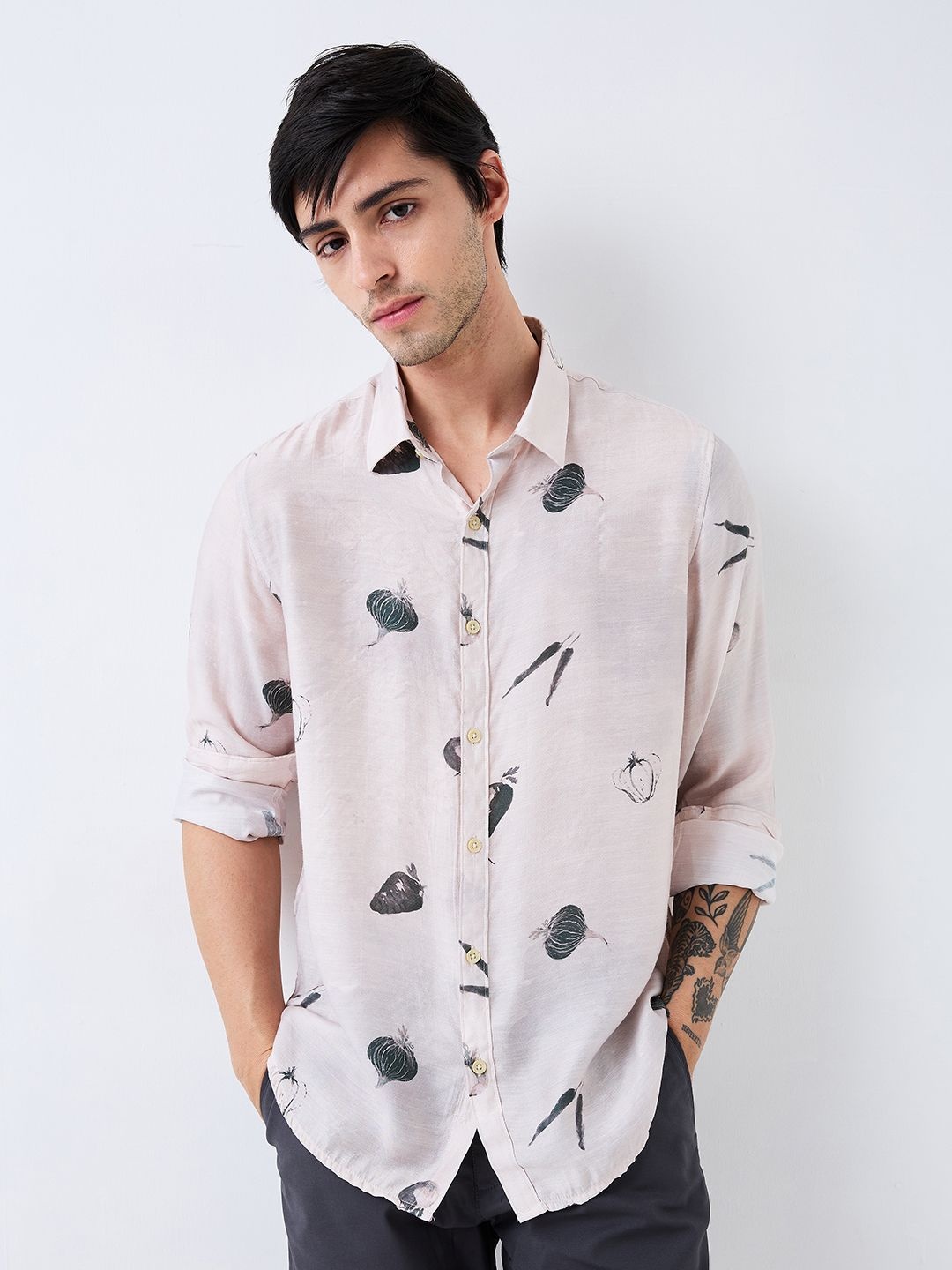 

SPYKAR Men Spread Collar Conversational Printed Casual Shirt, White