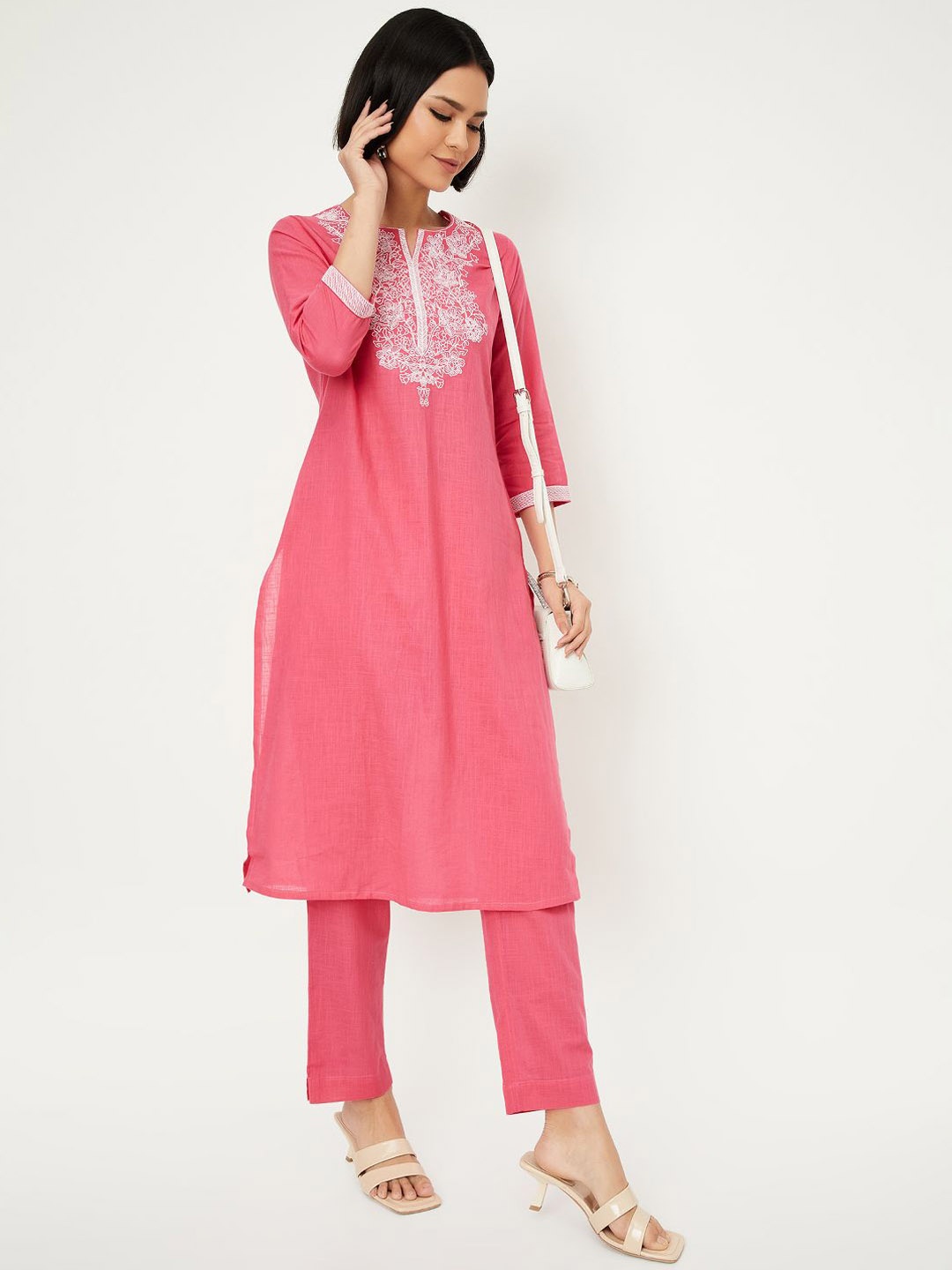 

max Floral Embroidered Regular Thread Work Kurta with Trousers, Pink