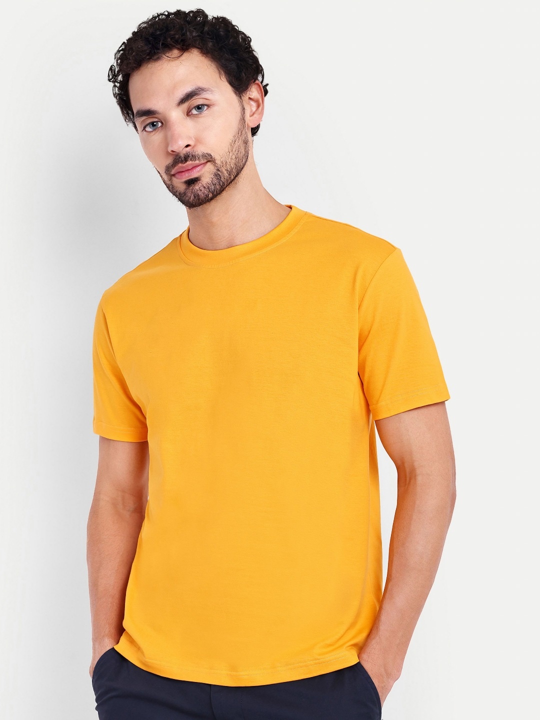 

House of Mool Men Raw Edge T-shirt, Yellow