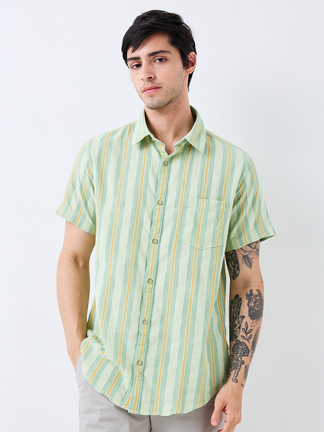 

SPYKAR Men Spread Collar Vertical Striped Cotton Casual Shirt, Sea green