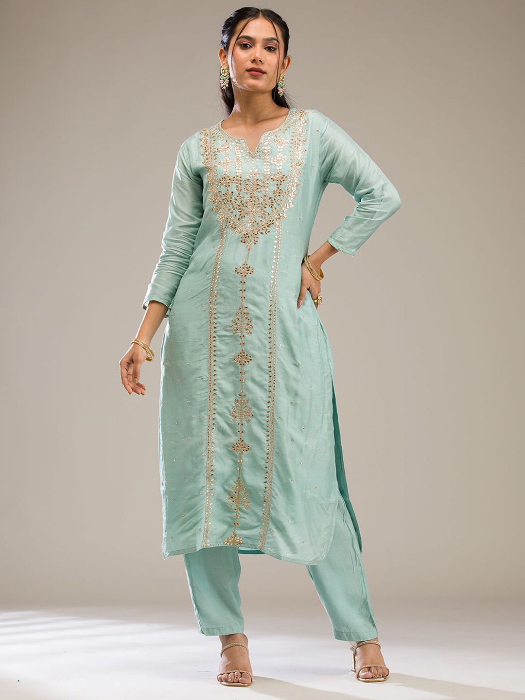 

Koskii Women Floral Embroidered Regular Gotta Patti Kurta with Trousers & With Dupatta, Grey