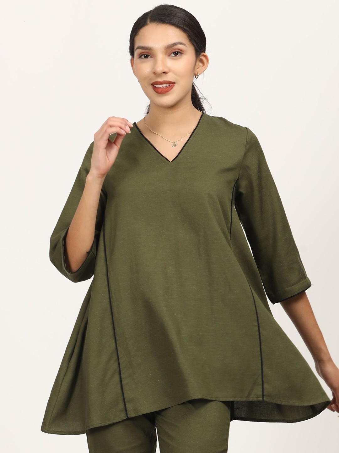 

Saltpetre Women Cotton V - Neck Tunic, Olive