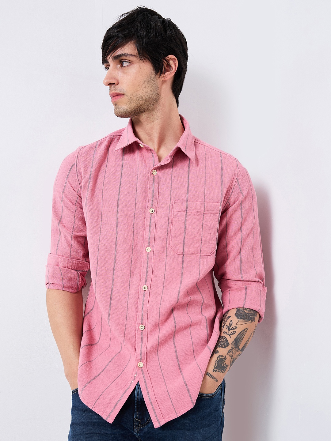 

SPYKAR Men Spread Collar Vertical Striped Cotton Casual Shirt, Pink