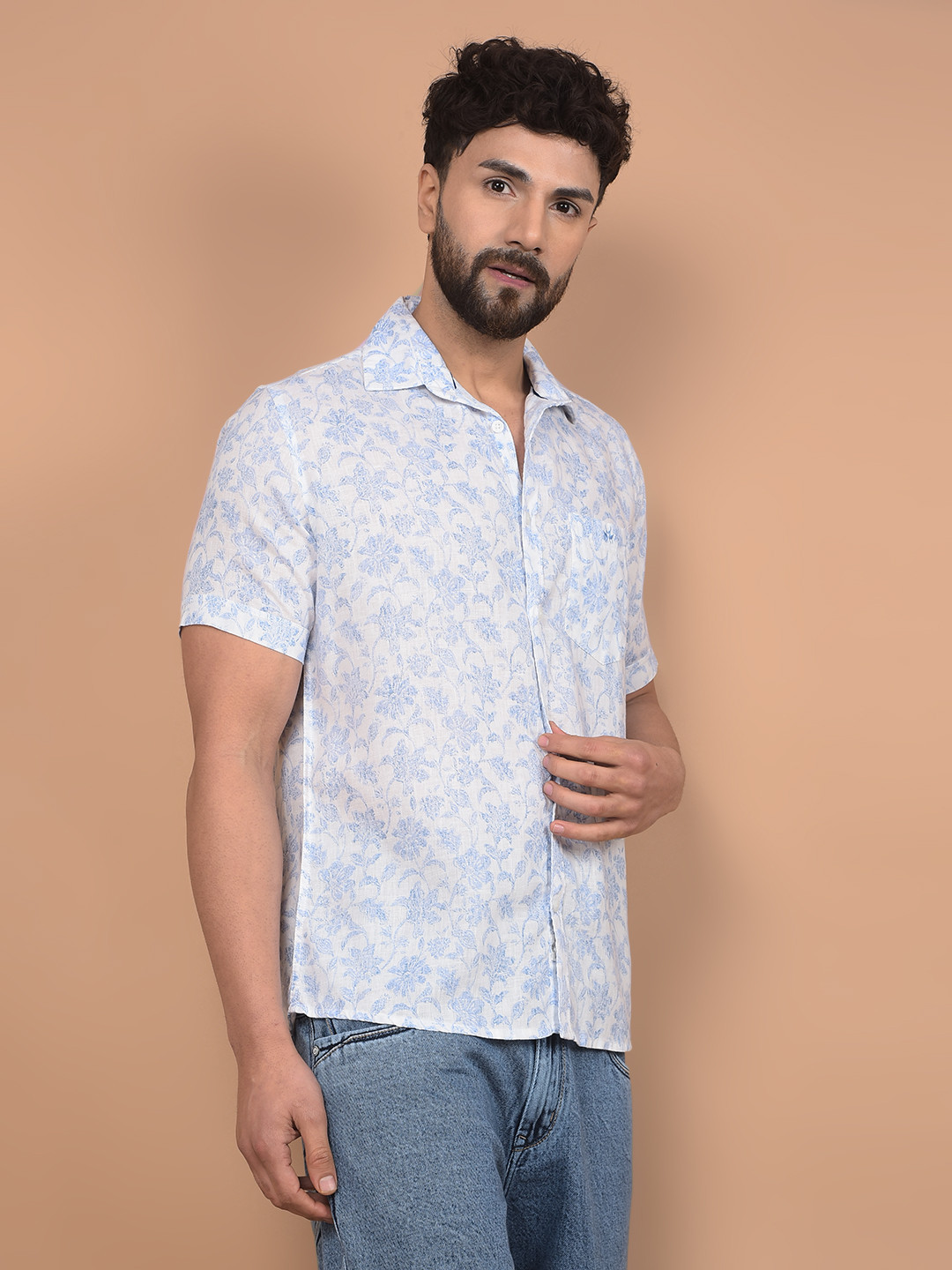 

Crimsoune Club Men Premium Slim Fit Spread Collar Floral Printed Cotton Casual Shirt, White