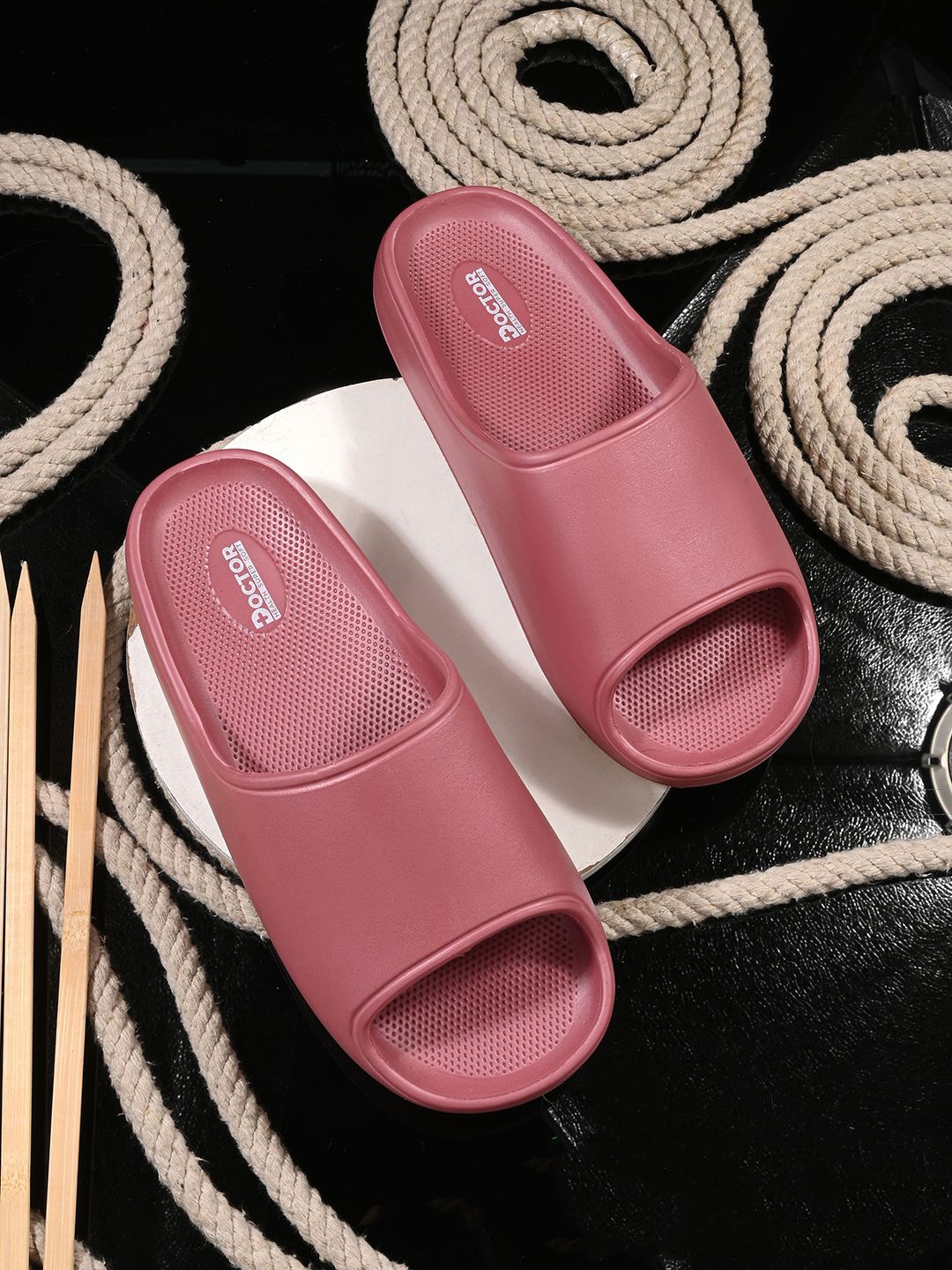 

DOCTOR HEALTH SUPER SOFT Women Sliders, Pink