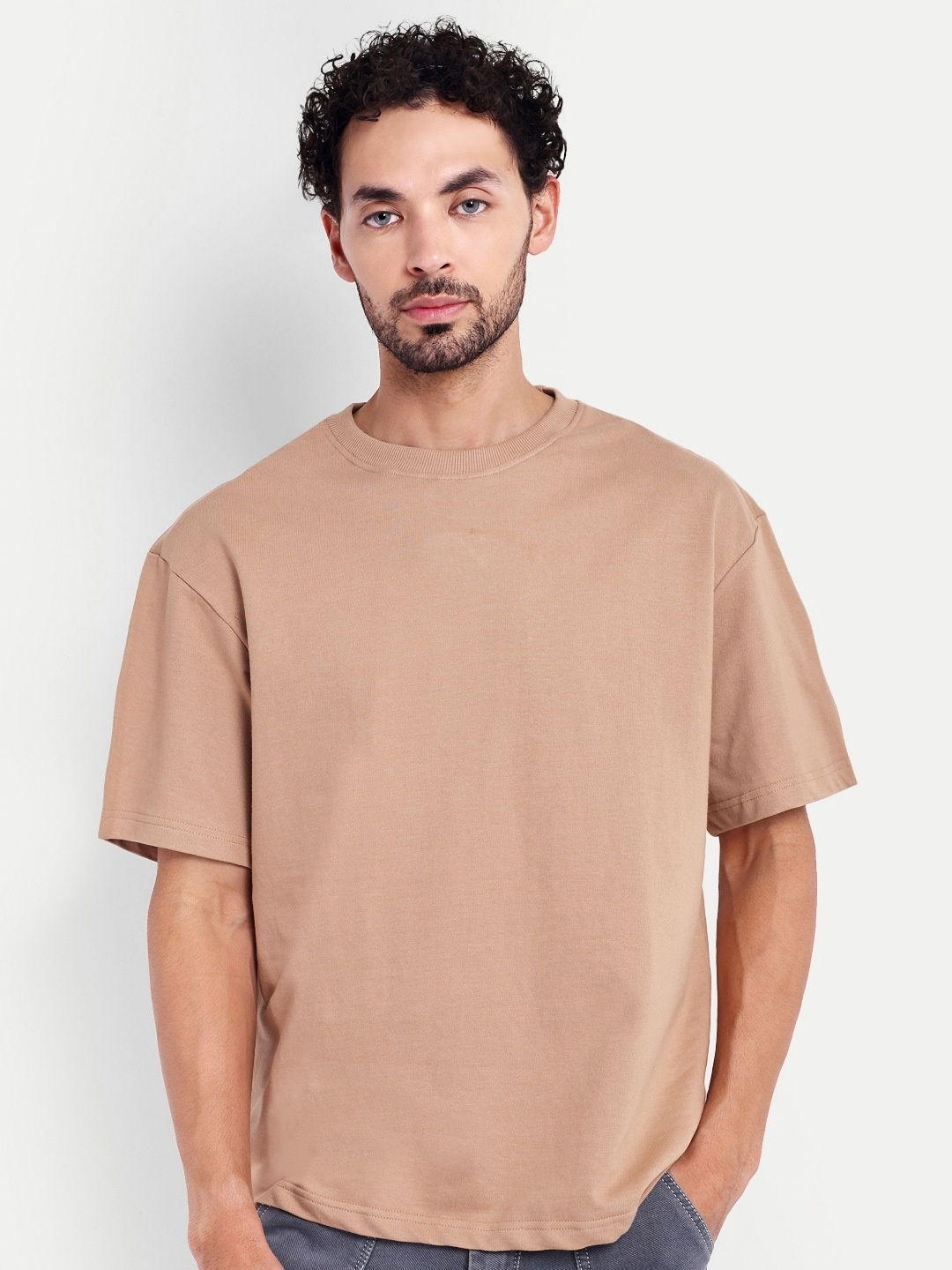 

House of Mool Men Drop-Shoulder Sleeves Pockets T-shirt, Beige