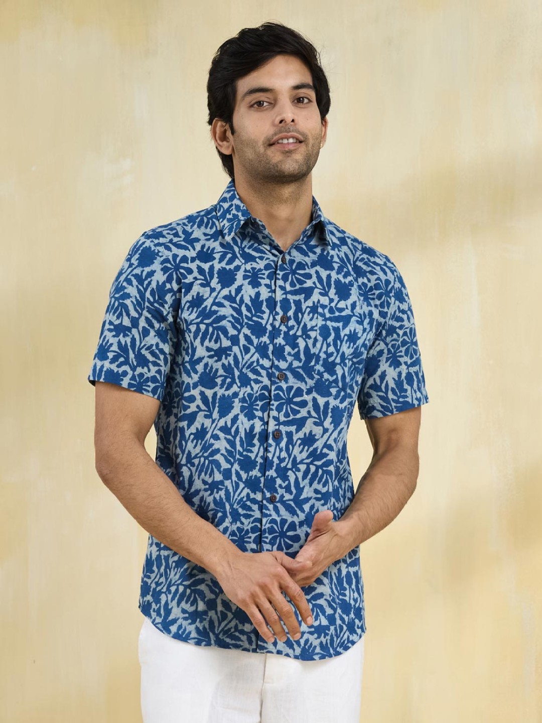 

Fabindia Men Slim Fit Spread Collar Floral Printed Cotton Casual Shirt, Off white