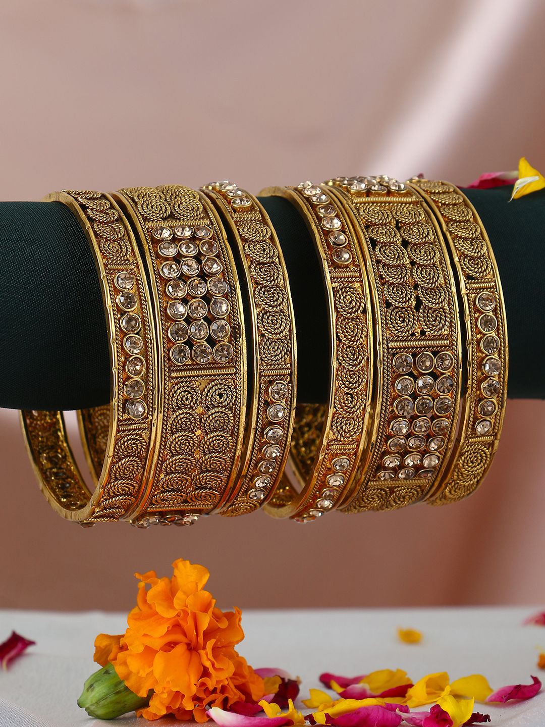 

Anouk Set Of 6 Gold-Plated Stone-Studded Bangles