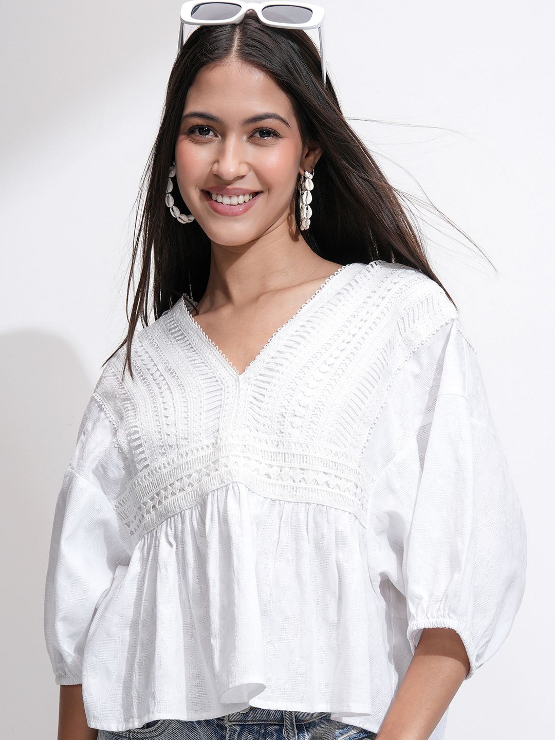 

Tokyo Talkies Women Solid Lace Detail Top, White