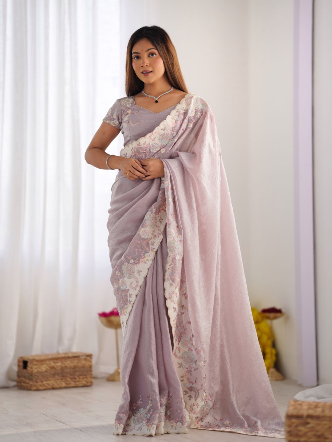 

ODETTE Embroidered Tissue Saree, Pink